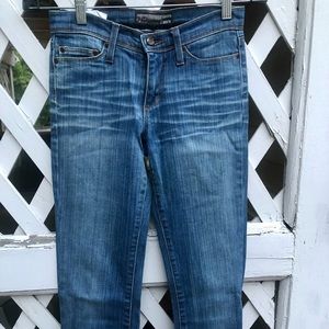 JOE’S light washed jeans